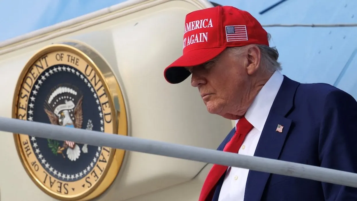 Haberman zegt dat de gastenlijst van Trumps Air Force One zijn prioriteiten blootlegde