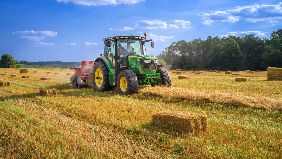 Deere overtreft verwachtingen terwijl AI-infrastructuurboom verkoop bouwmachines aanjaagt