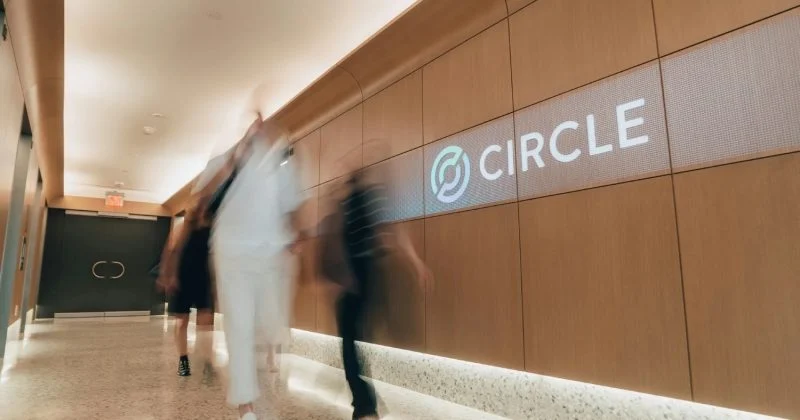 Circle株が約30%上昇、市場はステーブルコイン動向を再評価