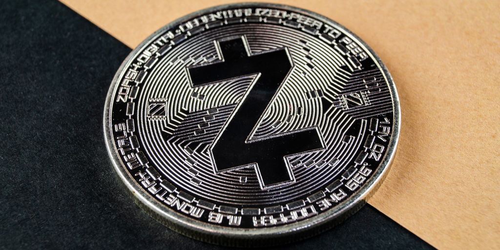 Zcash приблизился к $1 400 после того, как держатели монет проголосовали за сохранение халвингов в стиле Bitcoin