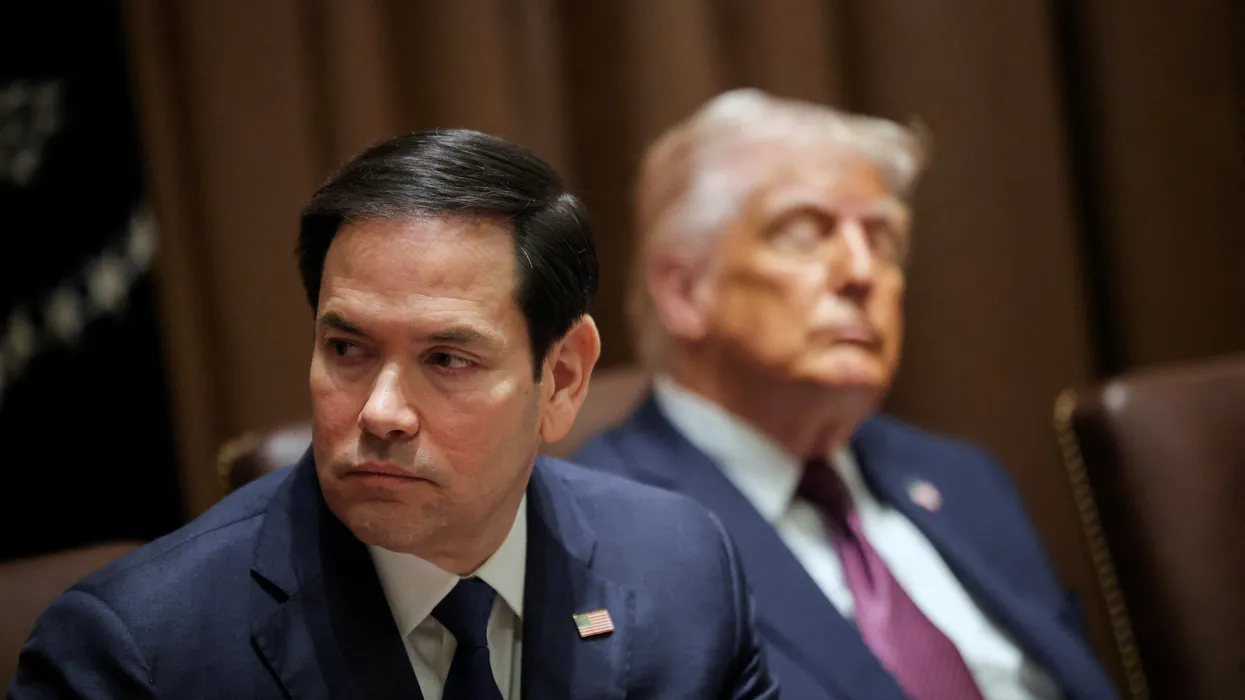 Robert Reich exige responsabilidad individual en la administración Trump, citando el fondo del Departamento de Justicia y el caso del Reflecting Pool