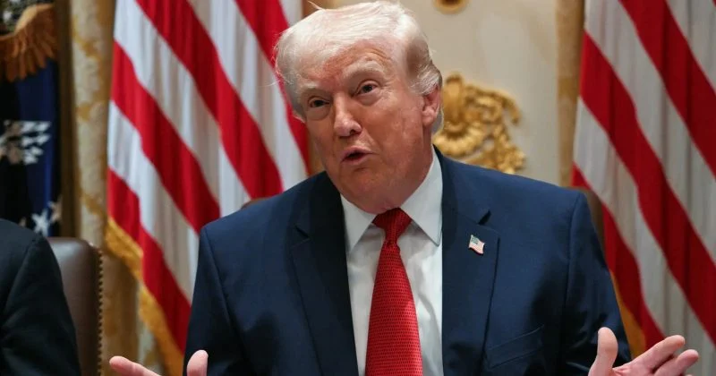 Senators Warren and Blumenthal Urge SEC to Investigate $TRUMP Memecoin on Solana