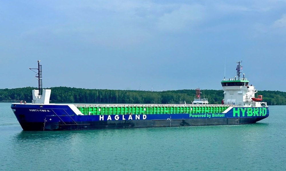 Hagland Shipping fleta un buque nuevo híbrido con baterías de Reederei Gerdes