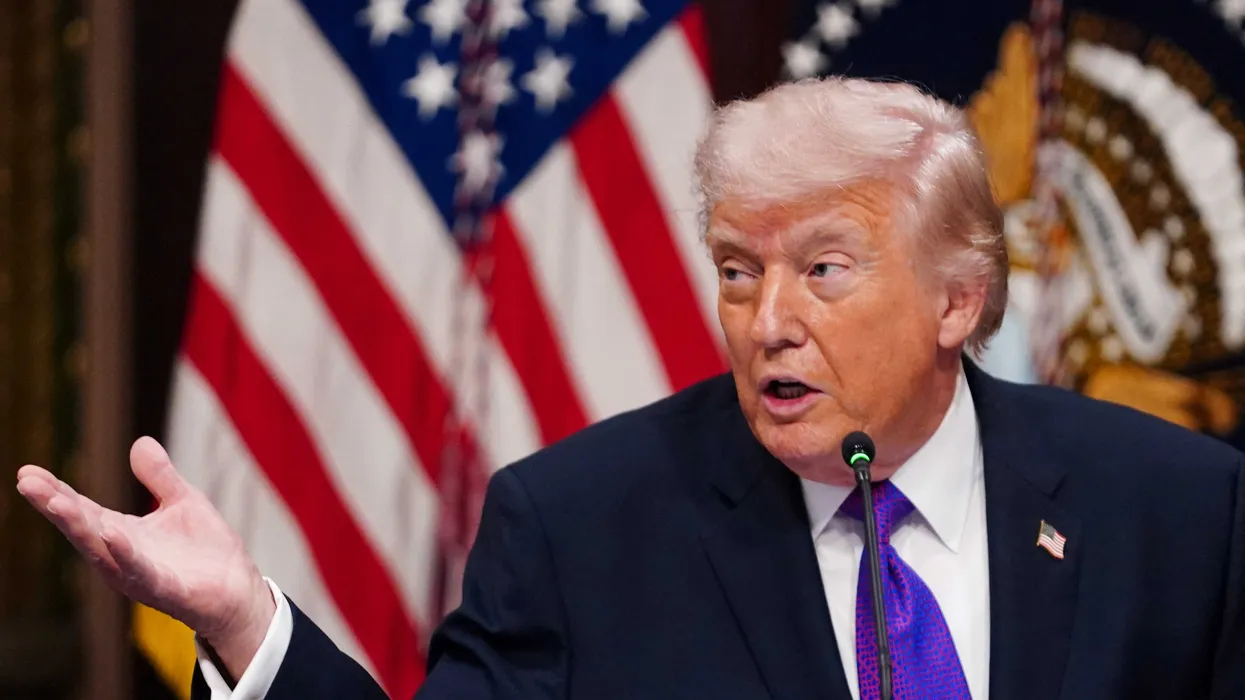 Представитель Джаред Хаффман предупреждает: Трамп и MAGA превращают Америку в общество христианского национализма