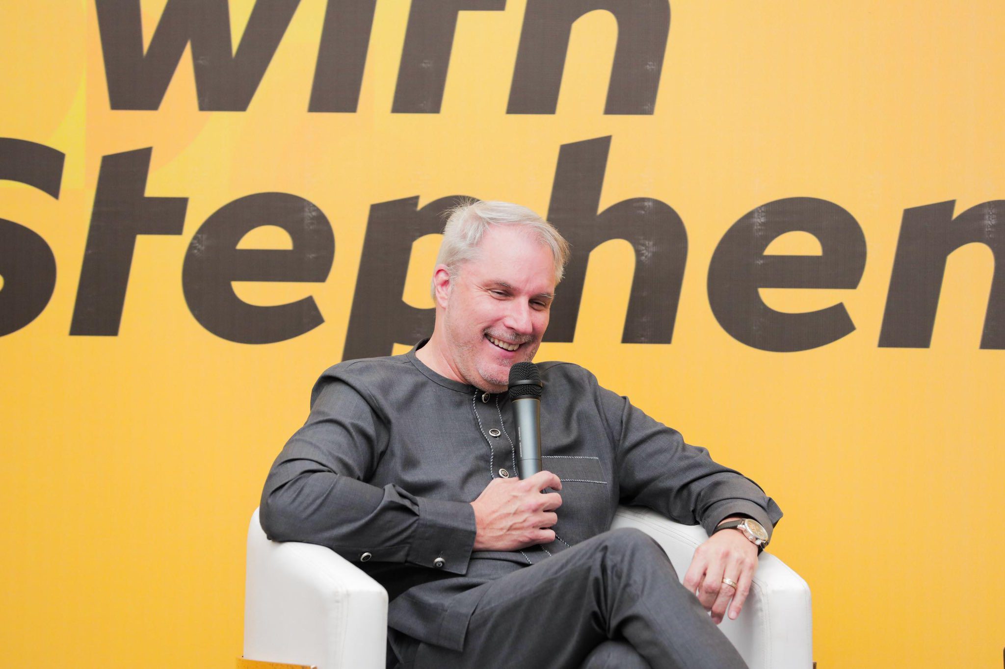 MTN Ghana nabywa licencje na widmo 5G o wartości 202 mln USD w pasmach 700 MHz i 3 GHz