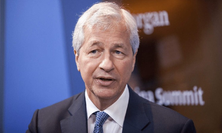 Джейми Даймон называл биткоин «мошенничеством» — теперь JPMorgan ожидает, что BTC обгонит акции и золото