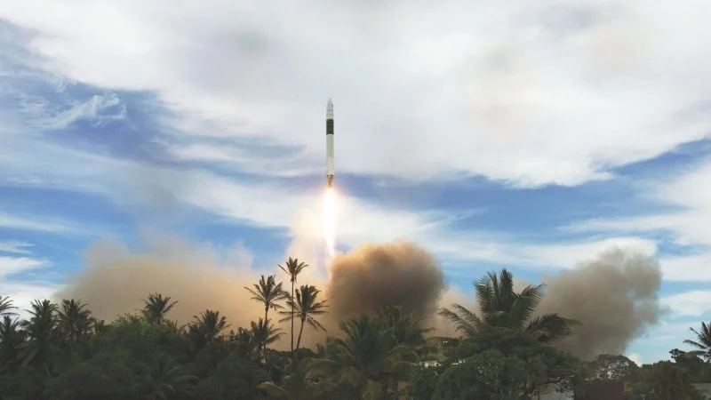 Tesla i SpaceX mogą ogłosić plany fuzji przed grudniem, według Barclays