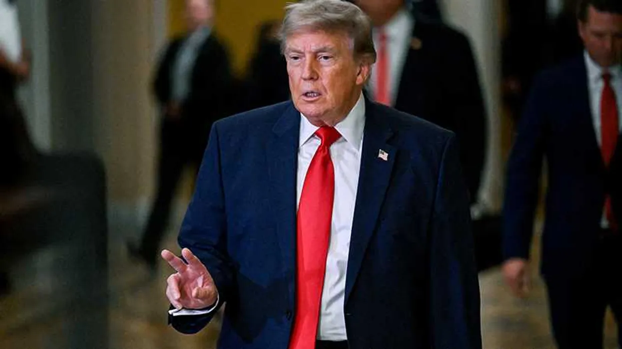 Spór o impeachment nasila się, a perspektywy Trumpa przed wyborami do Kongresu pod presją gospodarczą i polityczną