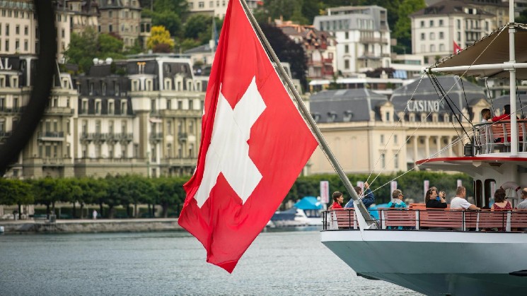 Bitcoin Suisse planuje redukcję nawet połowy szwajcarskiego personelu w związku z przenoszeniem działalności za granicę