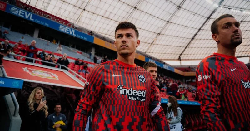 Eintracht Frankfurt заплатил втрое выше рыночной стоимости за бразильского защитника Otávio — без участия криптовалют