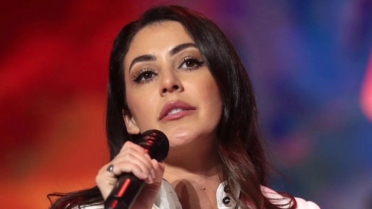 Interne Umfrage sieht Anna Paulina Luna in Floridas 13. Distrikt im Rückstand