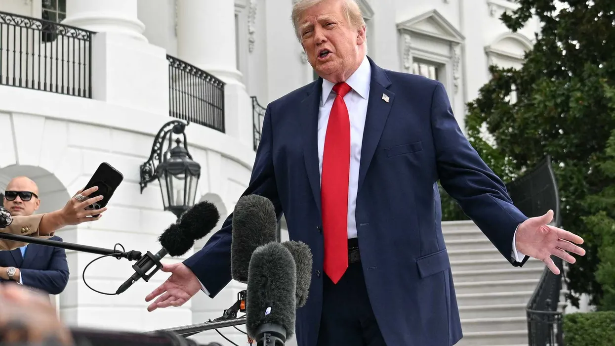 トランプ氏の「実業家」イメージ崩壊、景気後退警鐘が拡大― New Republicコラムが指摘