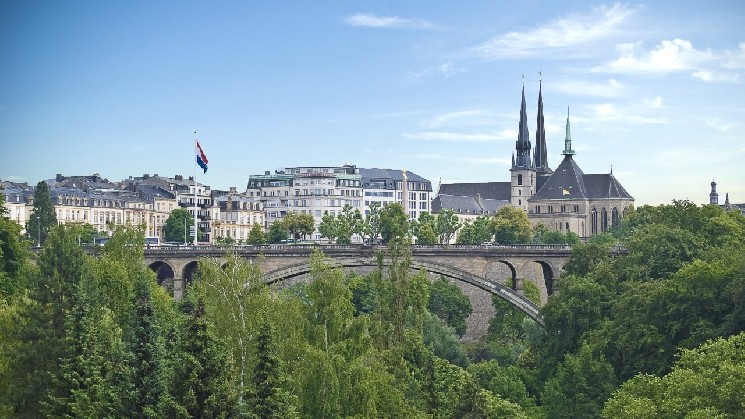 Le géant bancaire espagnol Cecabank étend son service de conservation d'actifs crypto au Luxembourg via le passeport MiCA