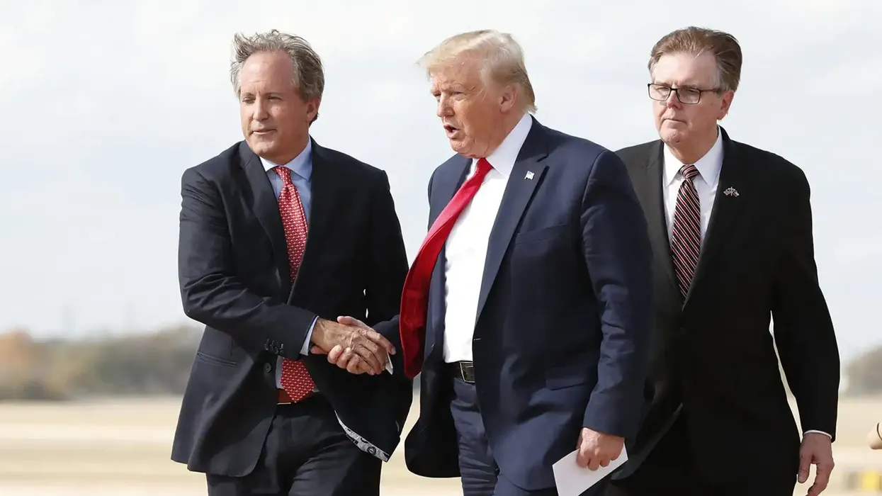 Trumps Unterstützung für Ken Paxton wird durch seine eigenen wiederholten Spott über das Aussehen des Kandidaten untergraben