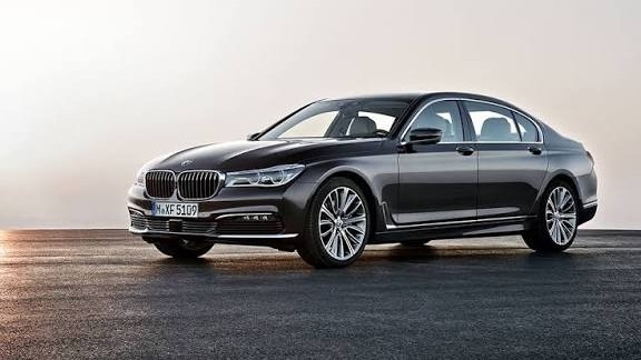 BMW計劃在全球重組中裁減8,000個職位以應對中國競爭