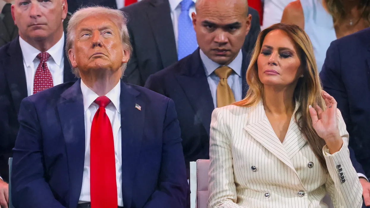L'ex collaboratore di Trump Miles Taylor annuncia che il tour "Trump-Epstein Bookmobile" accoglierà i repubblicani alla convention di Dallas