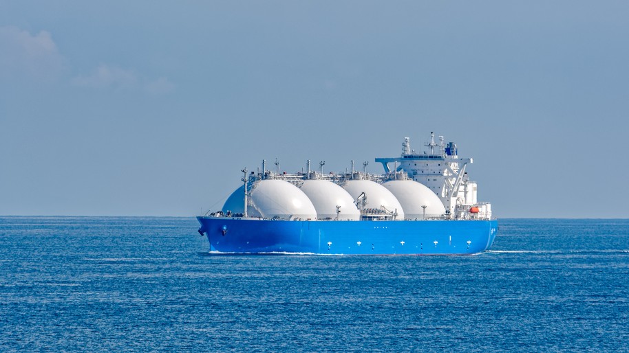 Qatar Loses $24 Billion as LNG Exports Fall 96%