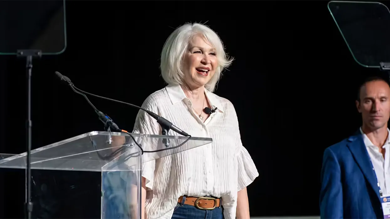 Tina Peters, negazionista elettorale scarcerata, incontra funzionari dell'amministrazione Trump per proporre le sue idee sulle elezioni 2026