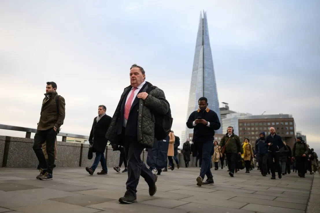 UK Economy's August Rebound Fails to Stem Record 23-Month Run of Job Losses