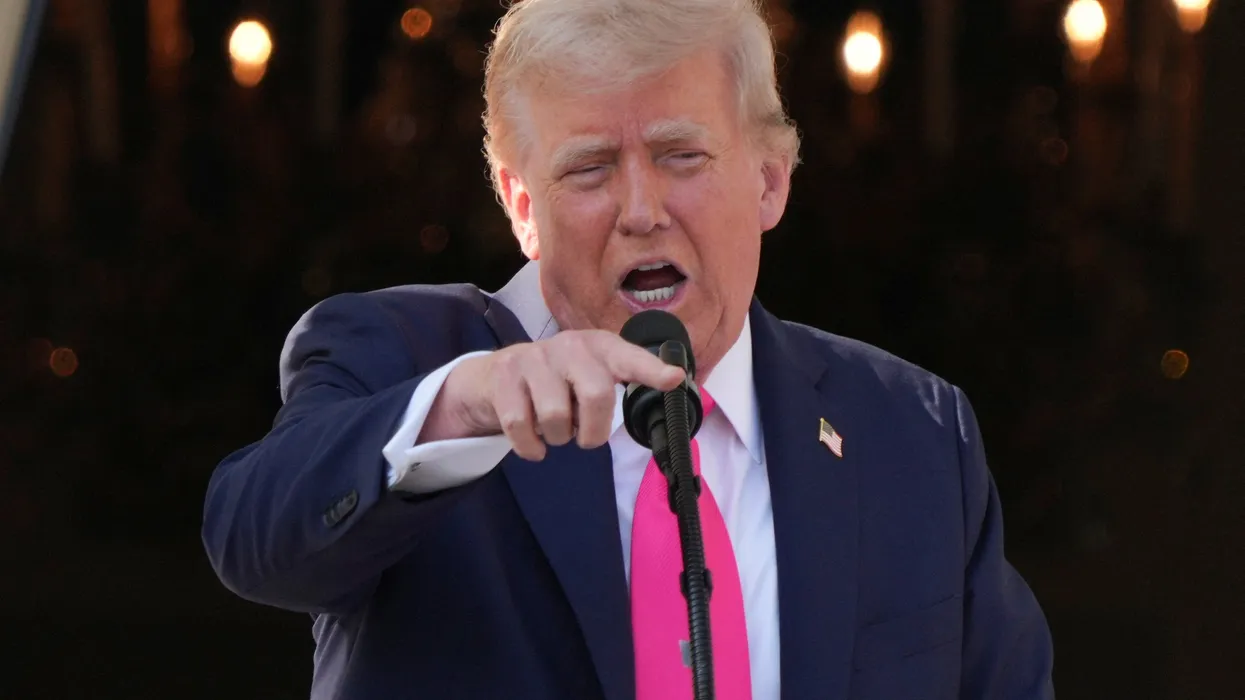 L’amministrazione Trump annulla i contratti con Foley Hoag mentre proseguono le cause legali