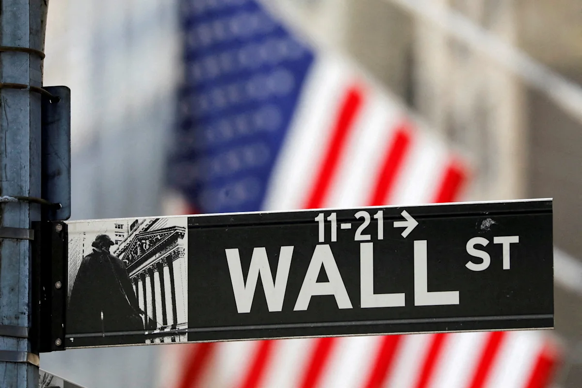 Фондовый рынок сегодня: фьючерсы на Dow, S&P 500 и Nasdaq снижаются на фоне сохраняющихся опасений по поводу инфляции и повышения ставки ФРС