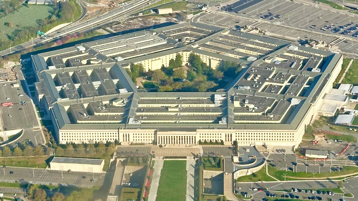 Pentagon Suppliers Warn U.S. May Miss 2027 Magnet Capacity Deadline