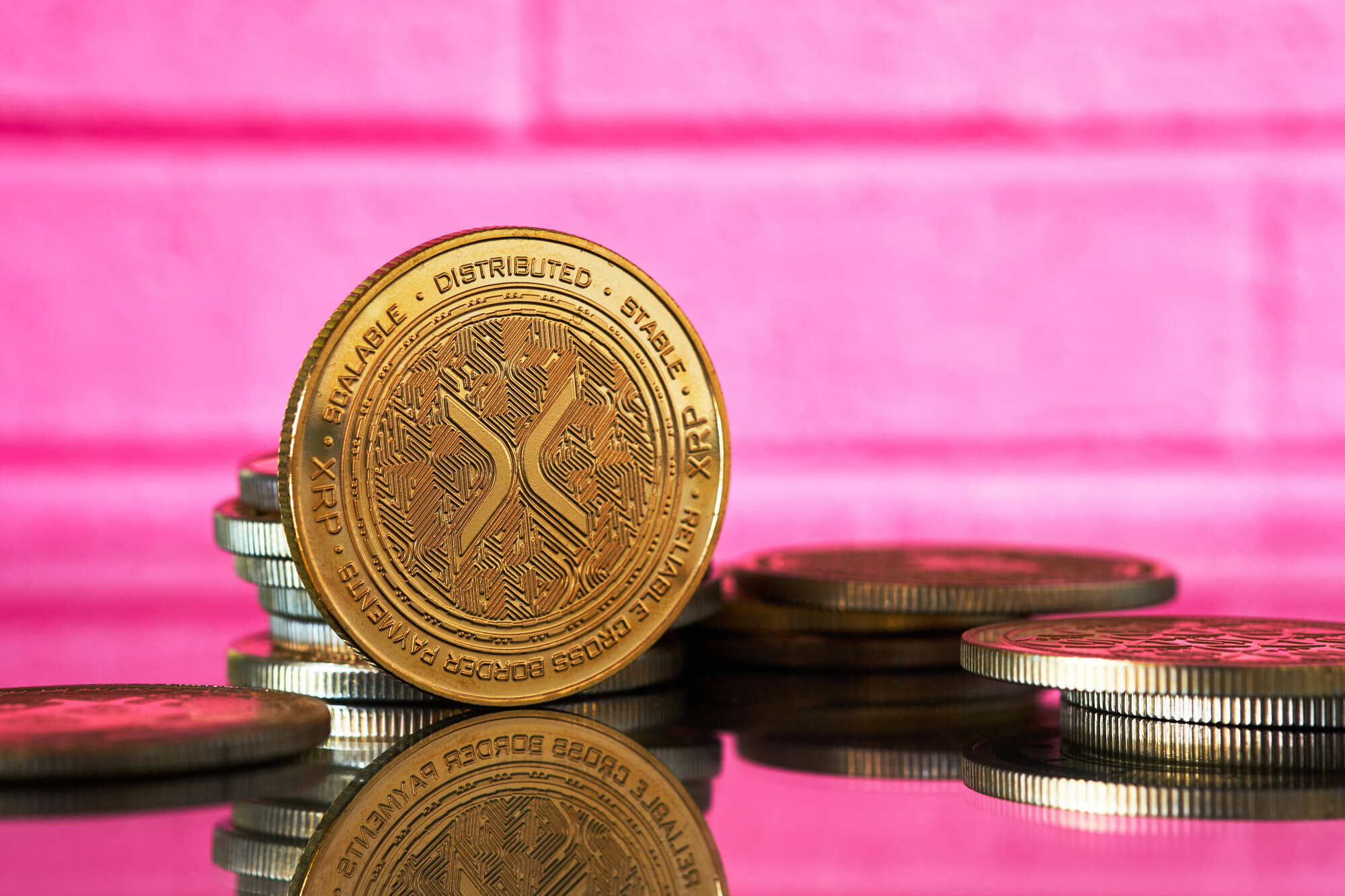XRP возглавляет откат крипторынка после сворачивания кредитных позиций