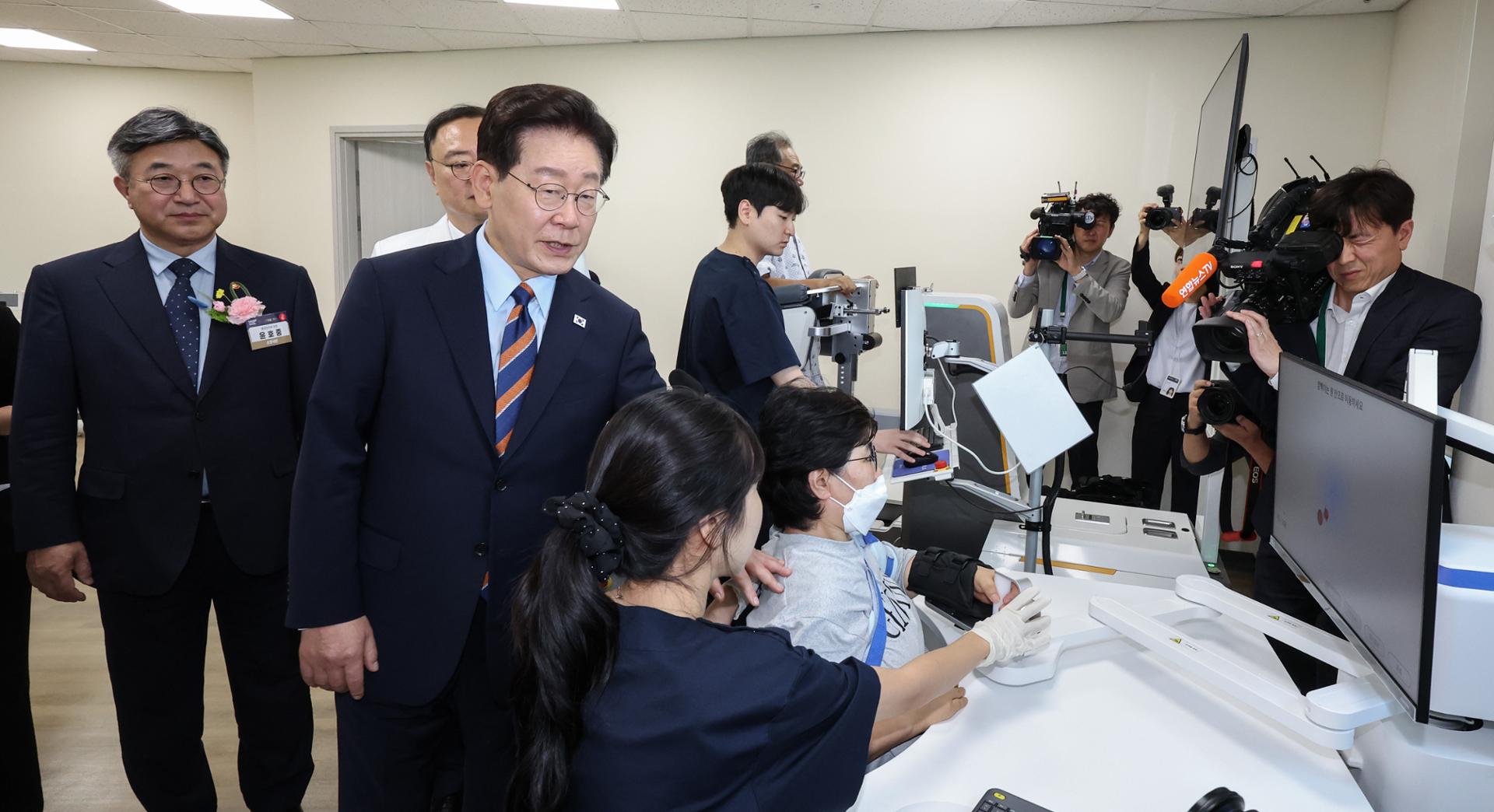 Editoriale: Il presidente Lee Jae Myung affronta segnali di allarme mentre i consensi calano