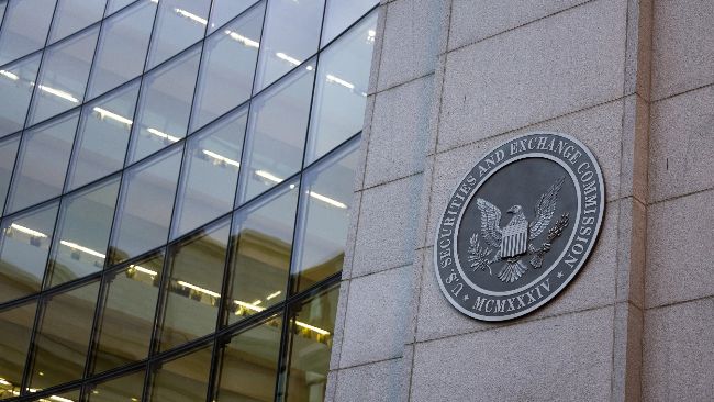 Сотрудники SEC добавили условие «отсутствия центральной стороны» в FAQ по выкупам токенов