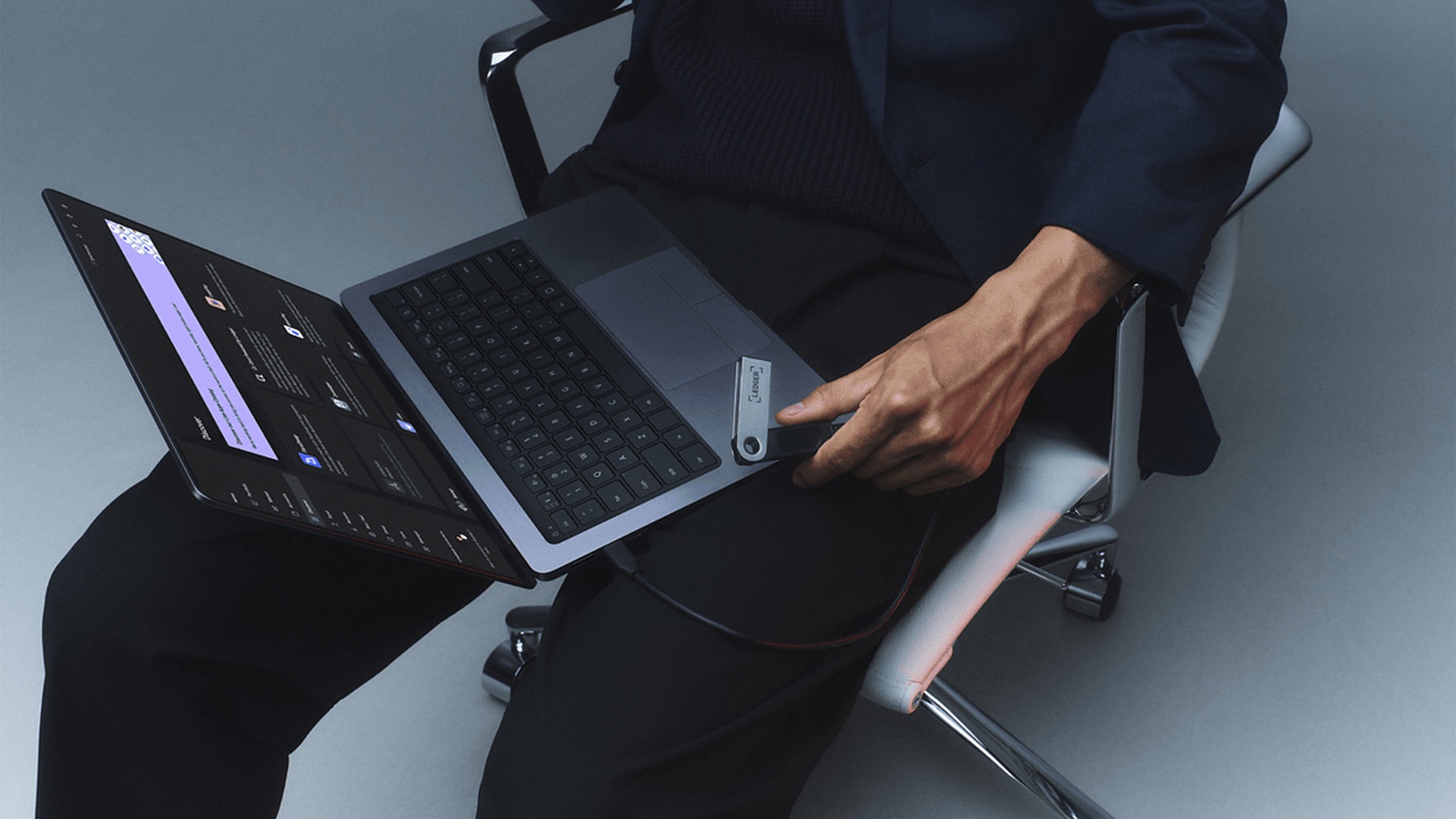 Ledger призывает покупателей не настраивать кошельки, купленные у реселлера CryptoBilis, после сообщений о потерях средств