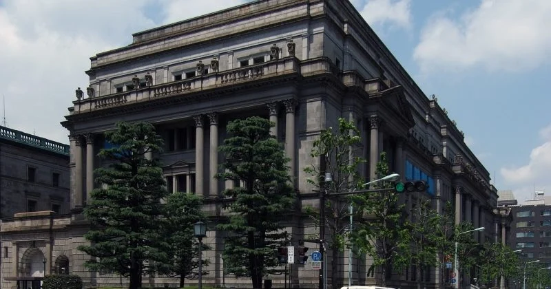 日本內閣府施壓日本銀行，要求貨幣政策與政府經濟成長目標同步