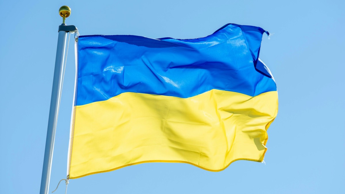 L'Ucraina sospende gli attacchi con droni contro le petroliere a Novorossijsk su richiesta del vicepresidente statunitense JD Vance