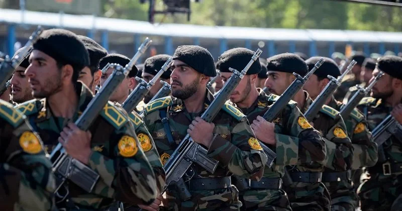 イラン、ミサイル攻撃とホルムズ海峡封鎖の脅威で対米圧力を強める