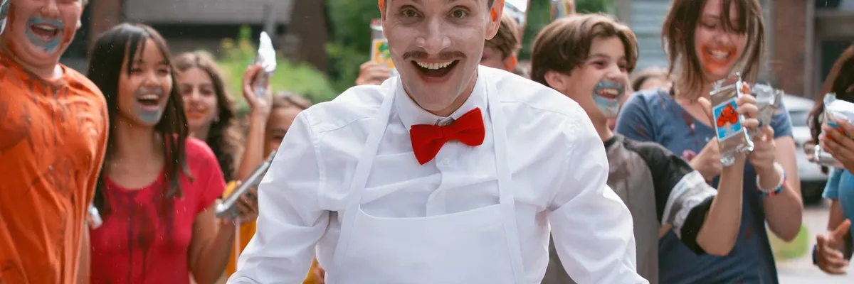 „Ice Cream Man” Eli Rotha dostarcza inteligentny horror z groteskowymi obrazami i sympatycznym demonem