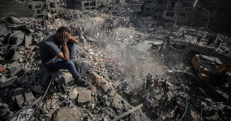 Ataques aéreos israelíes matan al menos a 15 en Gaza mientras el ministro de Seguridad Nacional rechaza el borrador de alto el fuego respaldado por EE. UU.