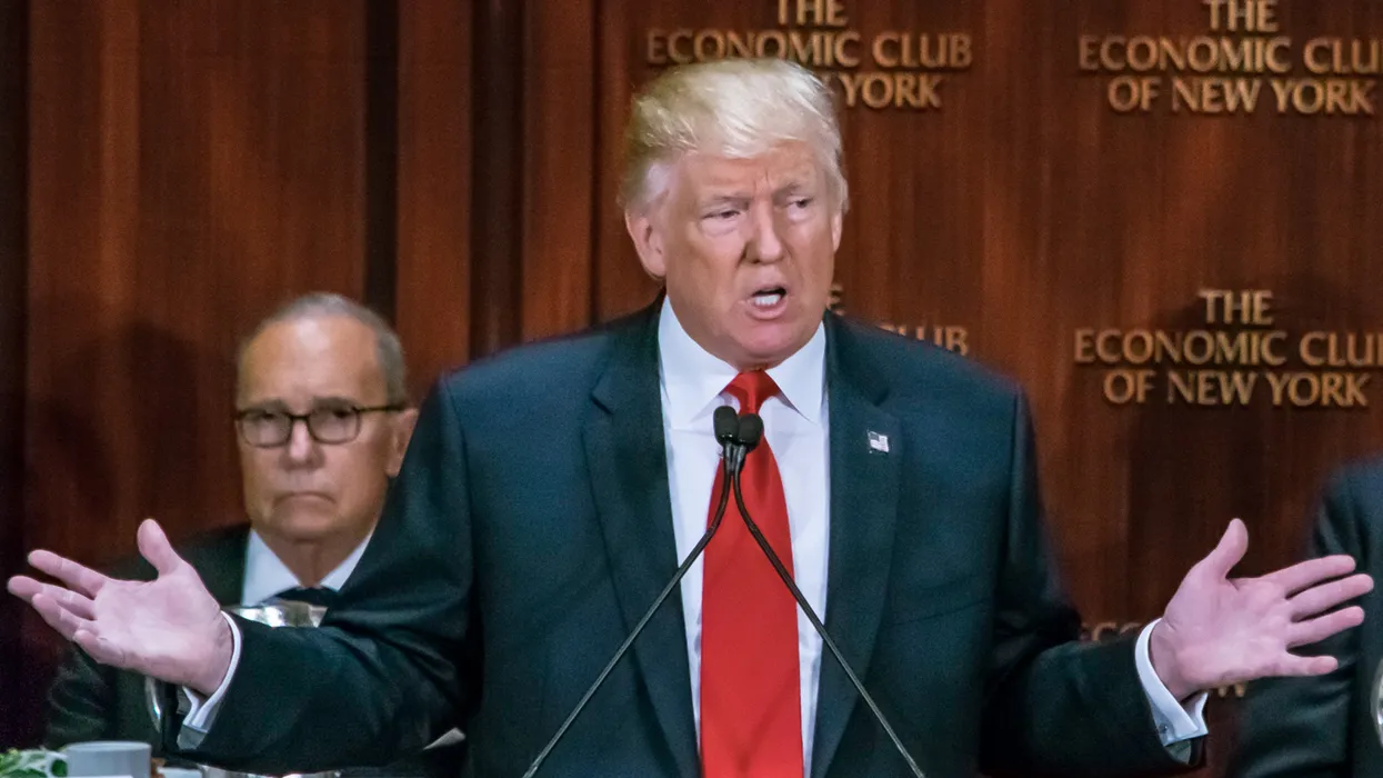El ex asesor económico de Trump, Larry Kudlow, confronta a un senador republicano en televisión en vivo sobre la preparación del partido de cara a las elecciones de medio término
