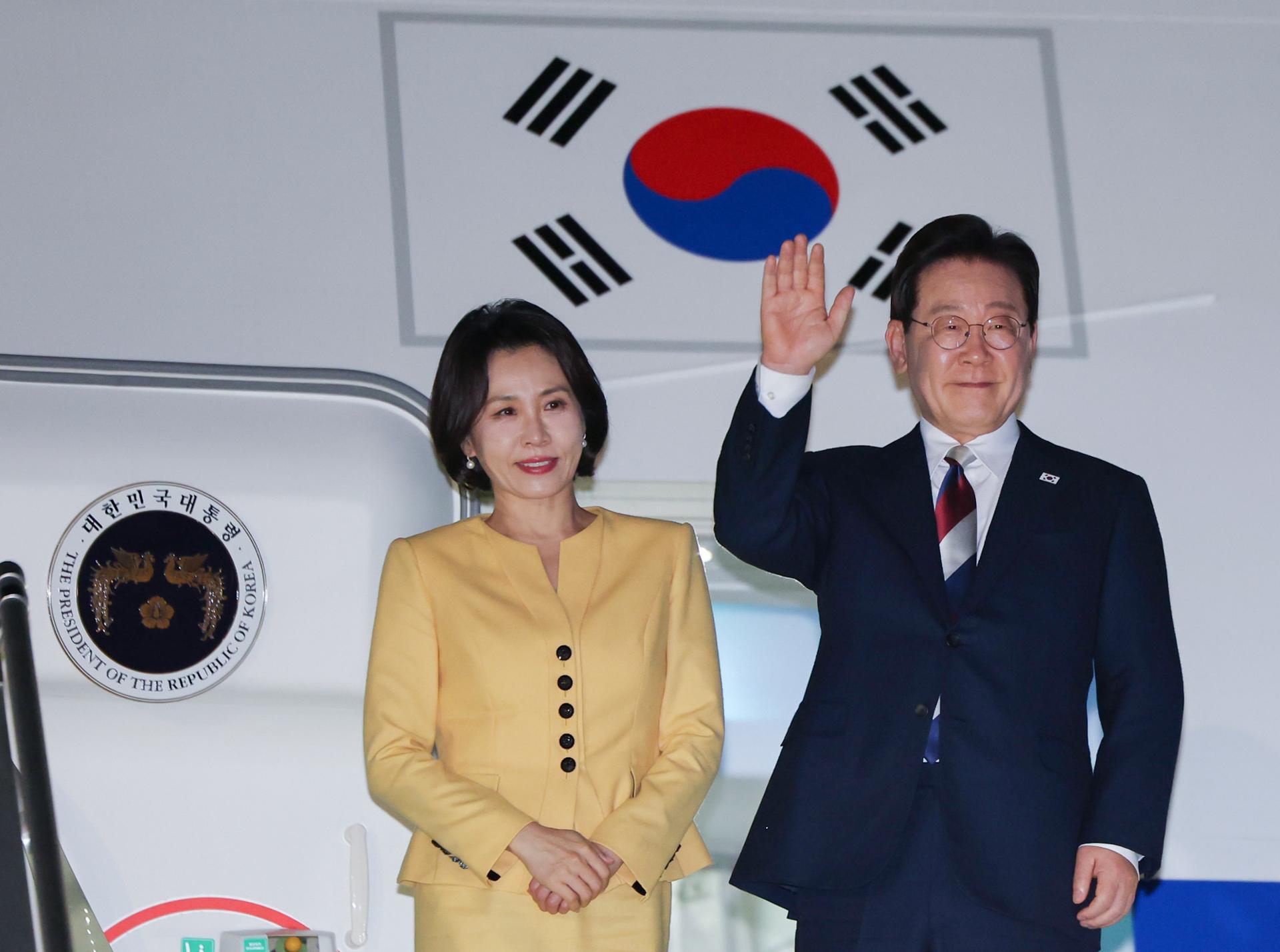 韓国の李在明大統領、アルゼンチンのミレイ大統領との首脳会談のためブエノスアイレスに到着