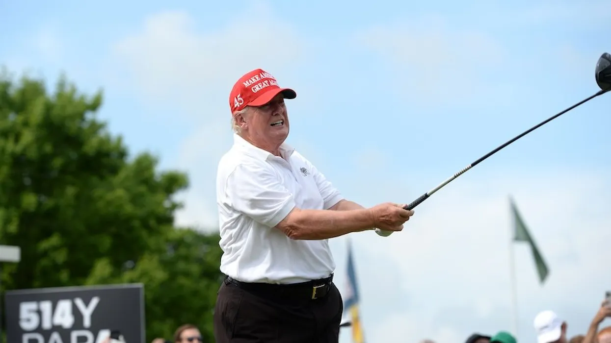 Trump révèle que le golf est la raison de son souhait d'une heure d'été permanente — et publie le numéro du sénateur Cotton