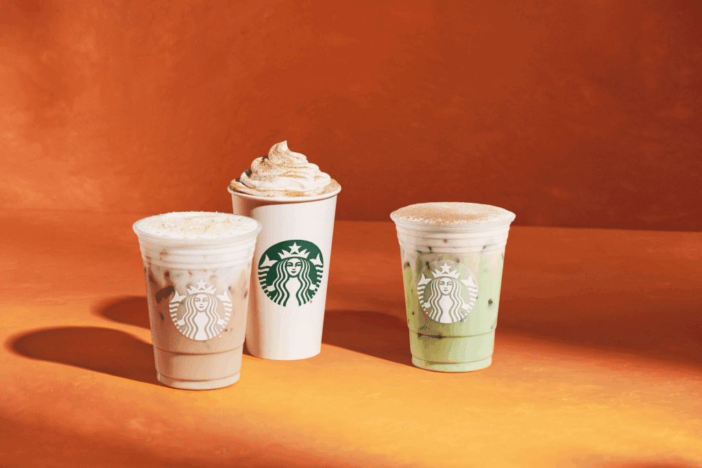 Starbucks presenta su línea de bebidas de otoño liderada por el regreso del Pumpkin Spice Latte y nuevas creaciones de temporada