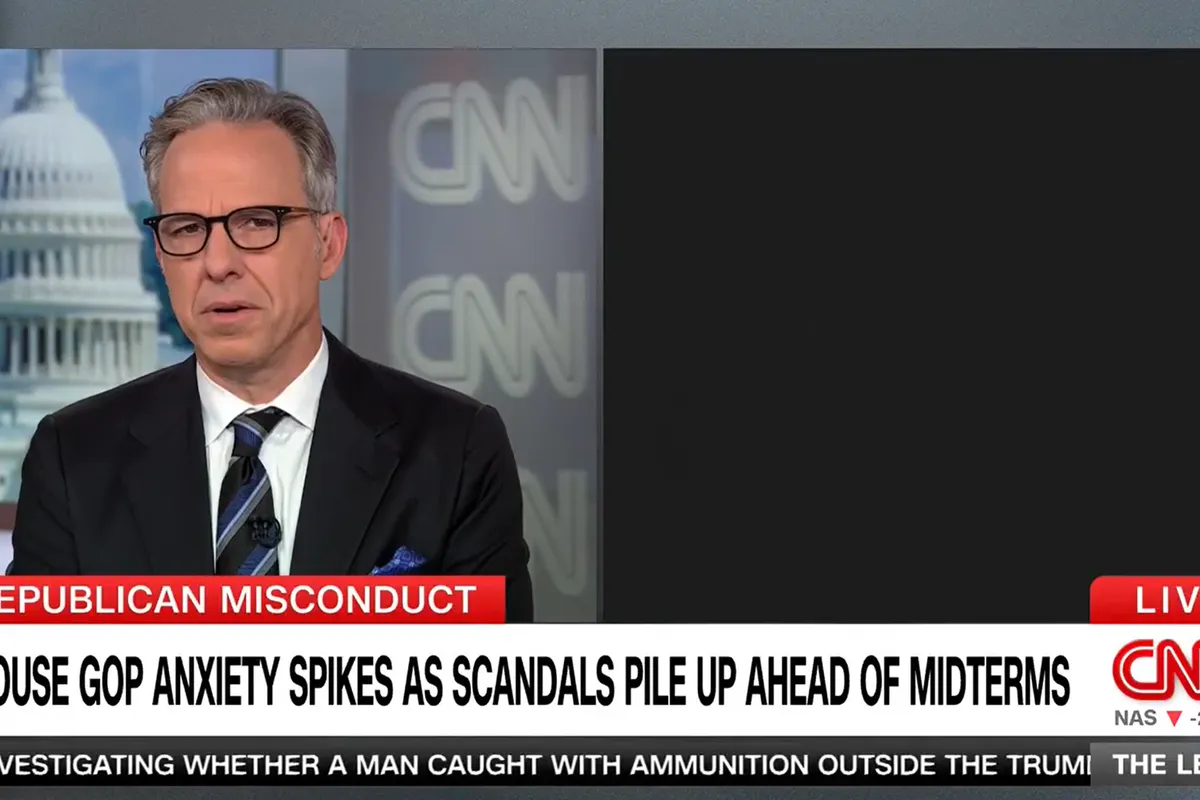 CNN-Moderator Jake Tapper frustriert über wiederholte Verbindungsabbrüche während Interview mit republikanischem Kongressabgeordneten