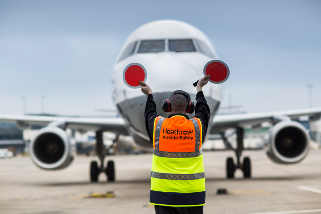 Gatwick et Heathrow mettent en garde contre de nouveaux retards après la panne du contrôle aérien de NATS