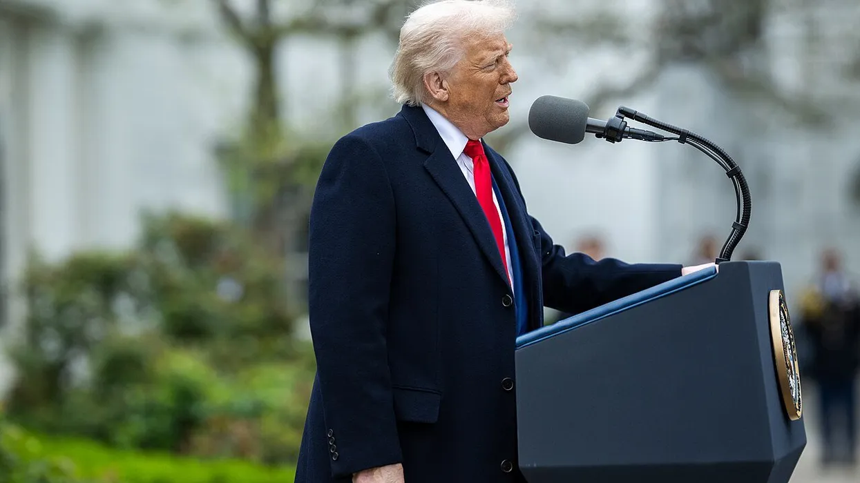 Юристы бьют тревогу из-за правовой стратегии Трампа «попробуй еще раз»