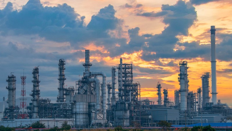 La hausse des prix du pétrole menace les raffineurs indépendants chinois