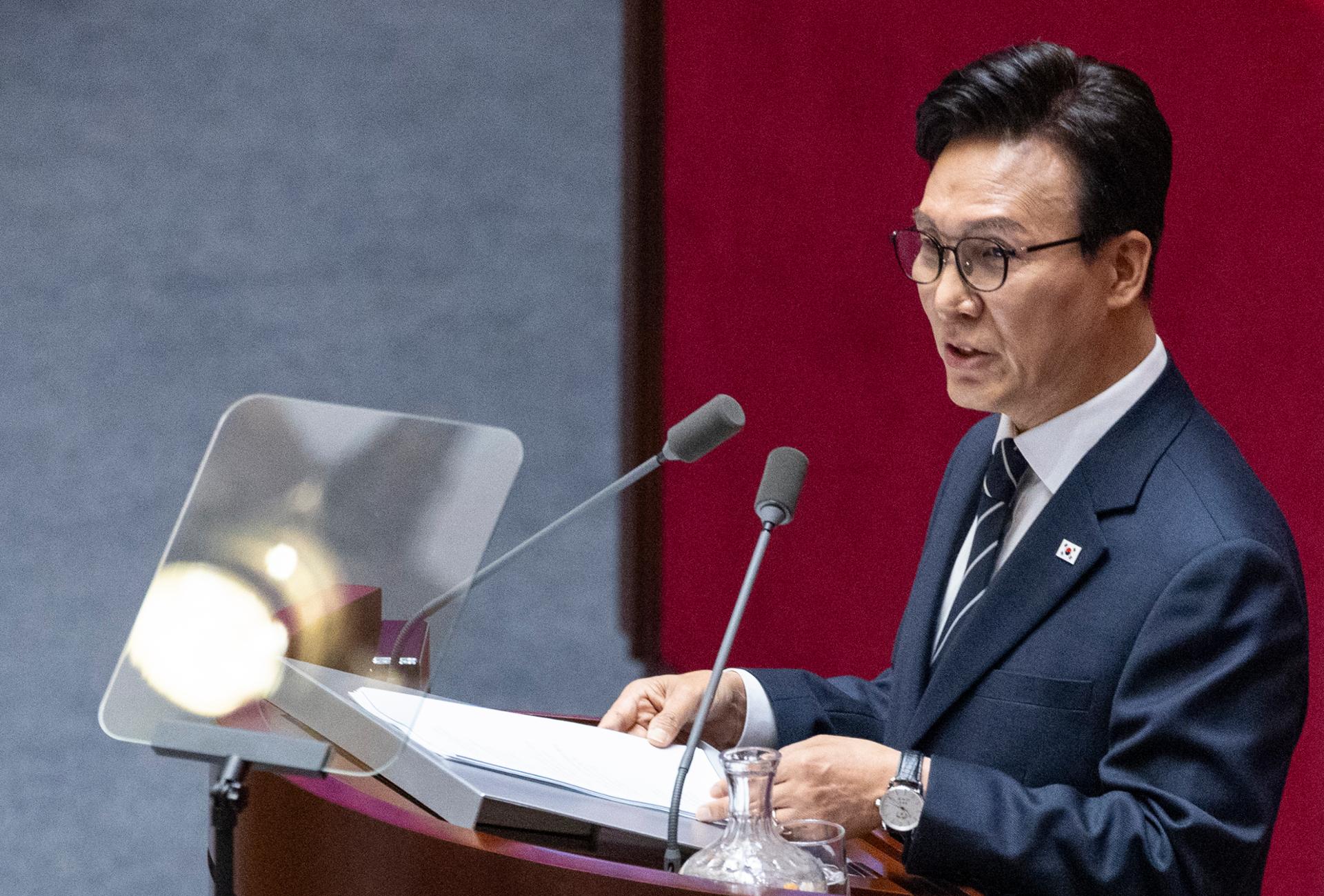 Il leader del DPK spinge per la revisione costituzionale, lasciando aperto il dibattito sul mandato presidenziale