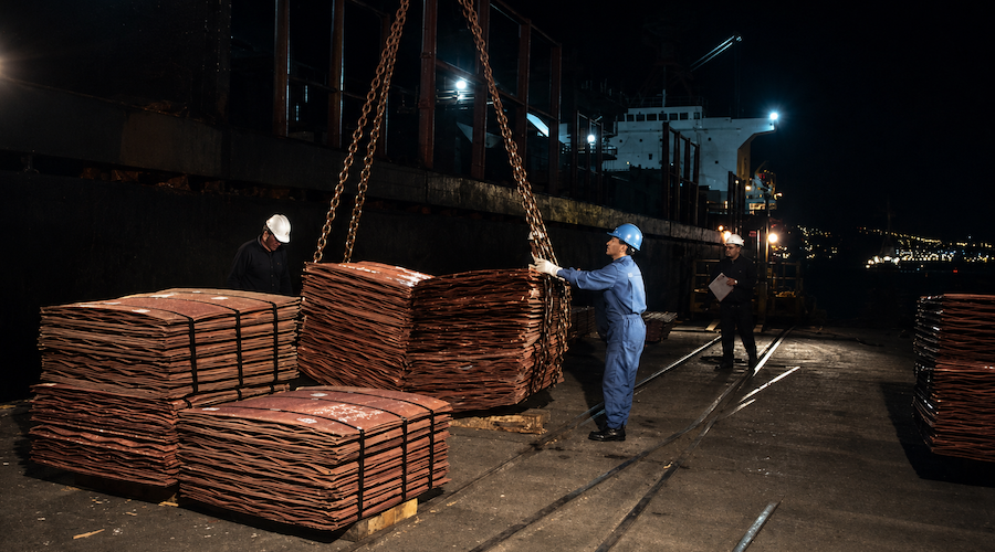 Niedobór podaży miedzi łagodnieje — zapasy LME wzrosły o ponad 50% w trzy dni