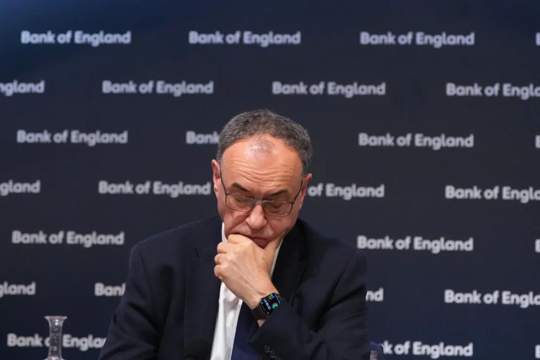 Il governatore della Banca d'Inghilterra Andrew Bailey avverte che il populismo minaccia l'indipendenza delle banche centrali e l'economia globale