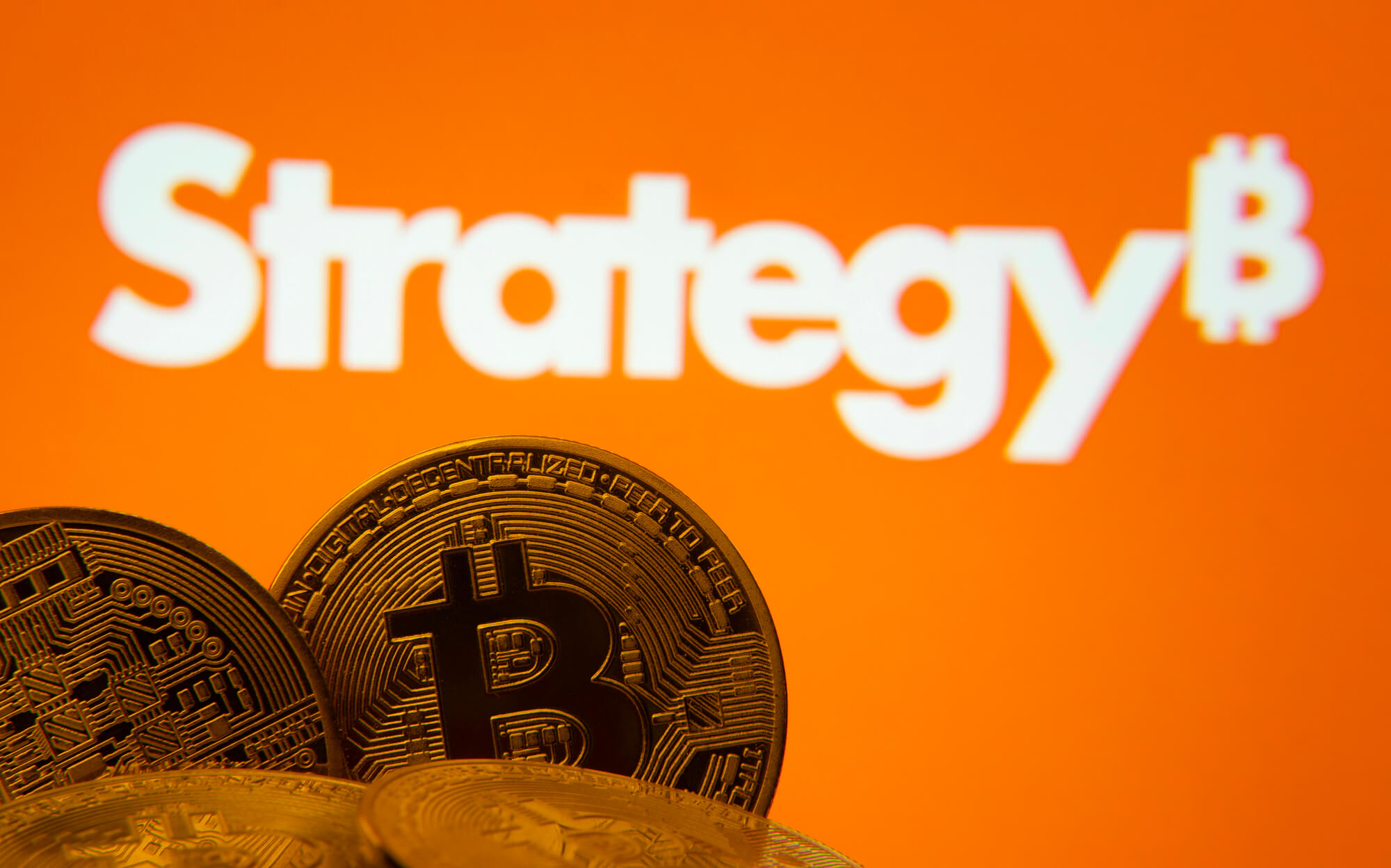 Strategy reprend ses achats de Bitcoin et acquiert 4 603 BTC pour 369,7 millions USD après une pause de deux mois