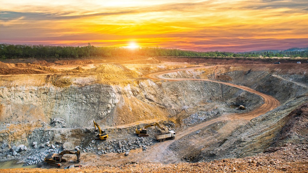 U.S. Moves to Keep Tungsten Scrap and Battery Metals at Home