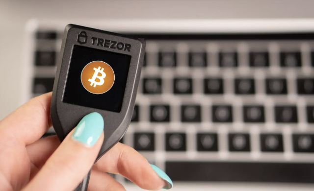 Wyciek danych Trezor obejmuje już 81 000 poszkodowanych klientów, w tym 67 000 w USA