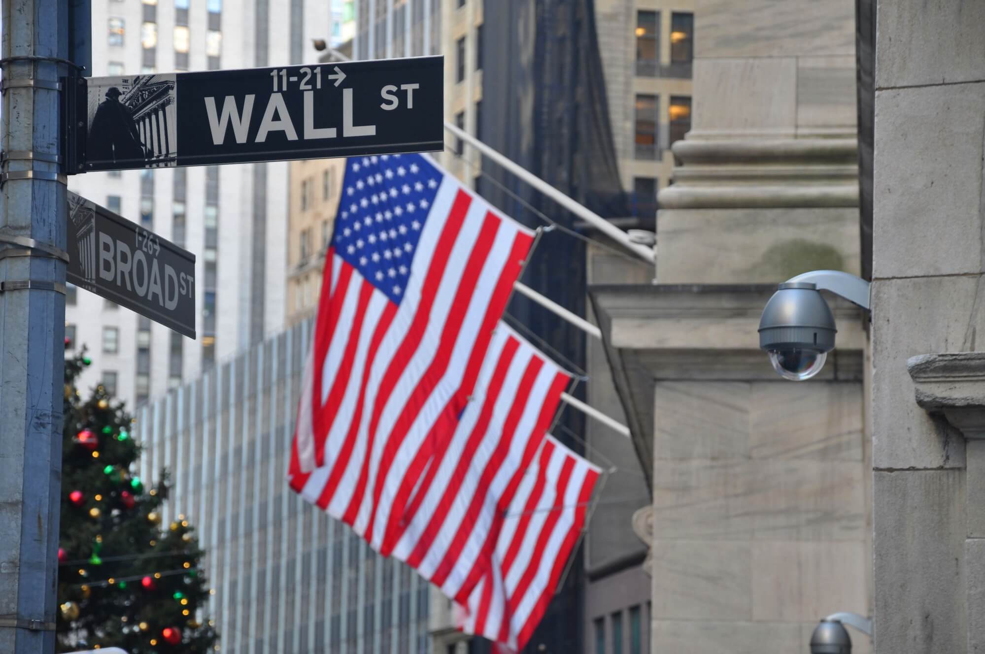 Grandes bancos planean una stablecoin conjunta en dólares para 2027